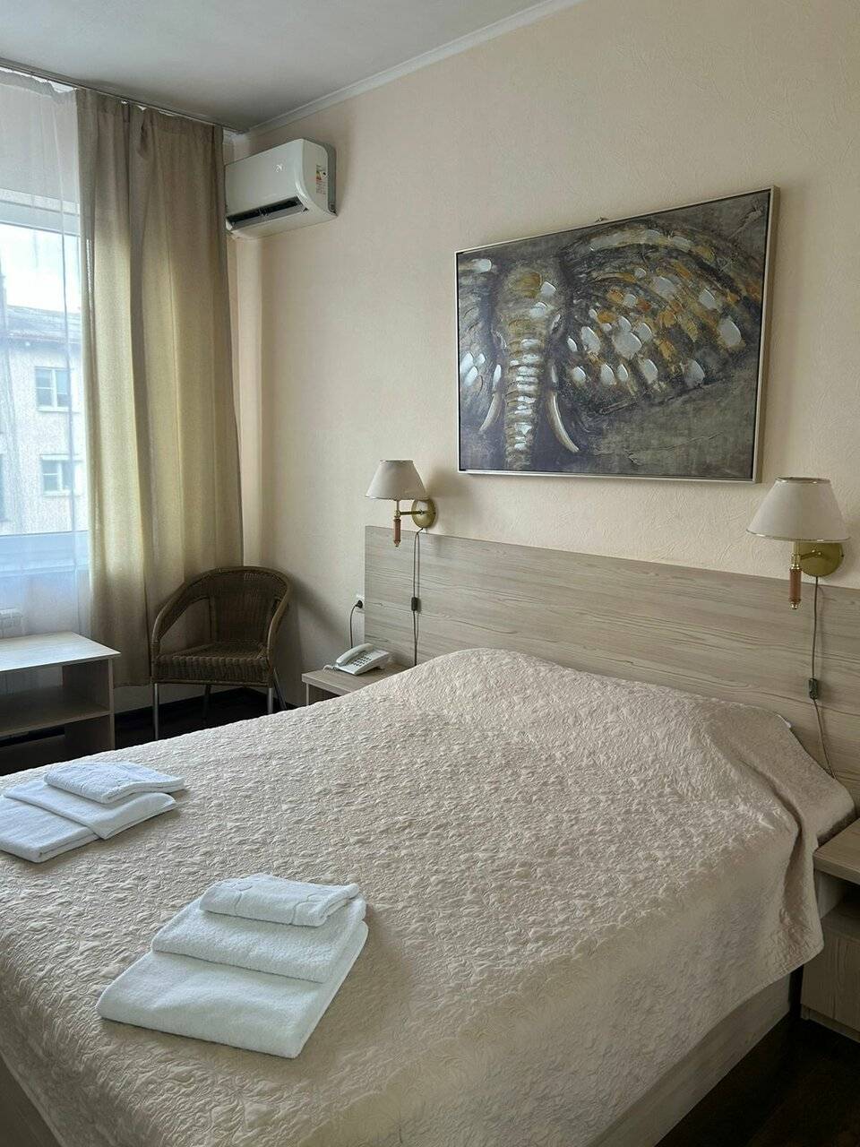 Фотографии номера Двухместный номер с 1 кроватью в Гостинице Русь Туапсе